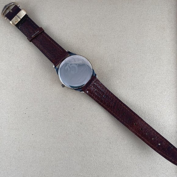 Eddie Bauer 75th Anniversary Men's Watch with Wooden Box and Pin - Picture 7 of 8